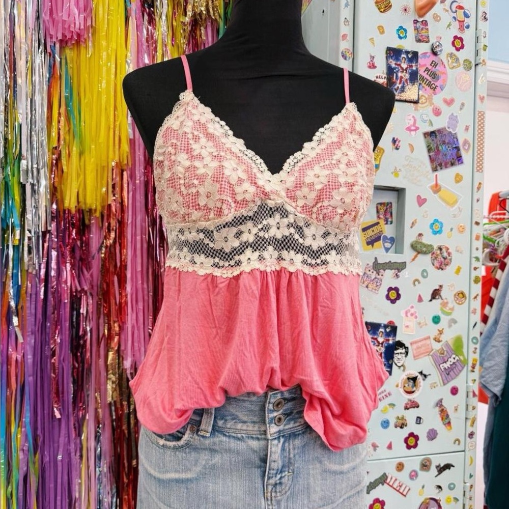 2000s in bloom pink lace tank
